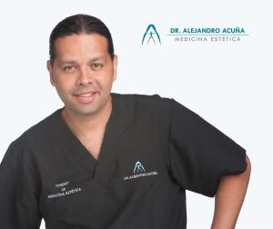 Imagen del doctor Alejandro Acuña, del equipo AA Clinic.