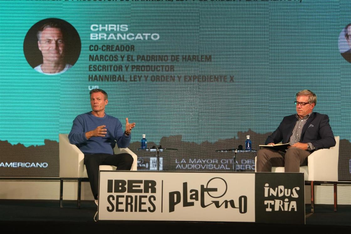 Fotograma de una ponencia de Chris Brancato en el evento creado entre Iberseries y Platino Industria.