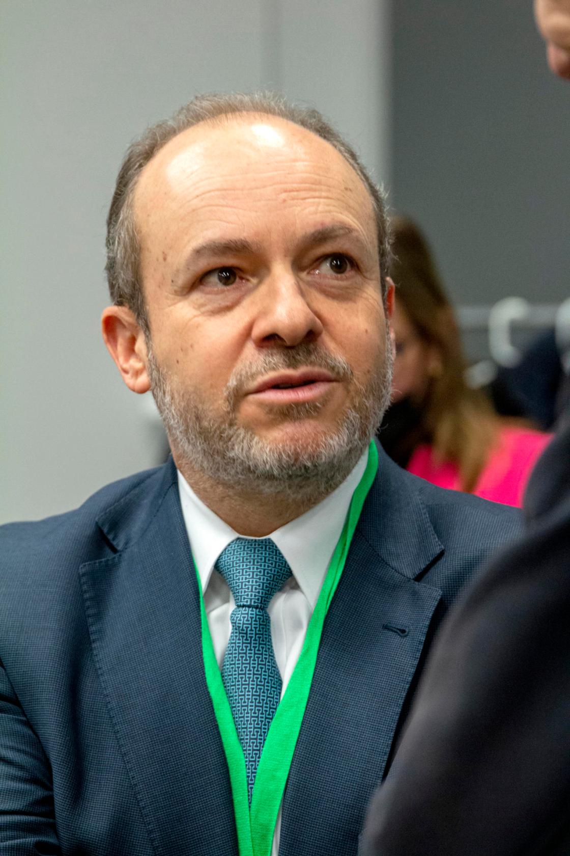 El gerente de sector de Cambio Climático y Desarrollo Sostenible del Banco Interamericano de Desarrollo (BID), Juan Pablo Bonilla, habla durante un evento en la Conferencia de la ONU sobre Biodiversidad COP15, hoy, en Montreal (Canadá). EFE/ Julio César Rivas 