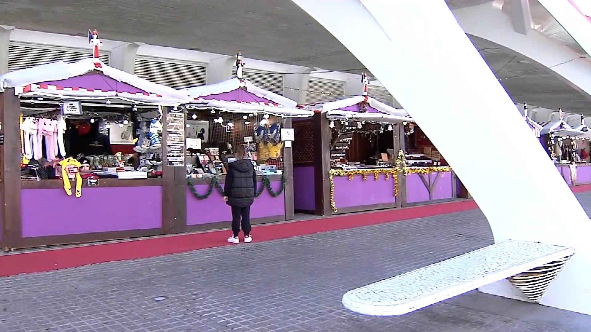 Imagen general del mercadillo navideño del CAC