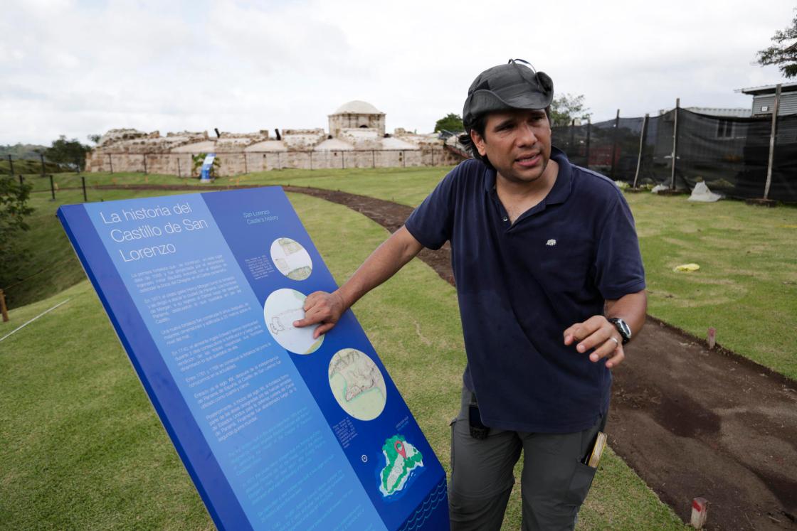 Panamanian researcher Dr. Tomás Mendizábal at Fort San Lorenzo, on December 14, 2022, in Colón (Panama). EFE/ Bienvenido Velasco