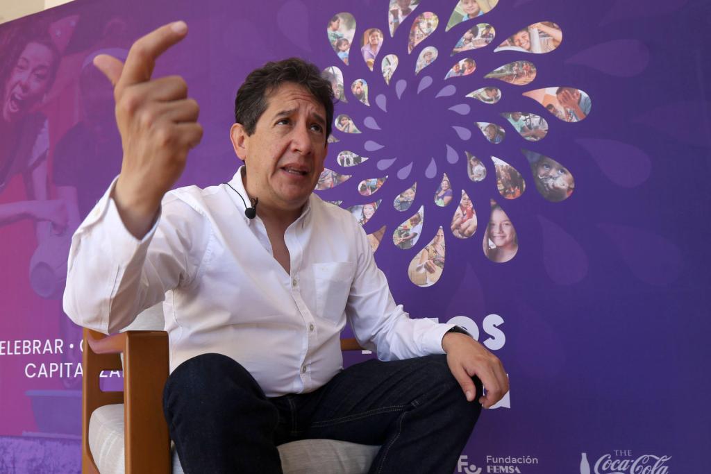 The director for Latin America at Water for People, Daniel Oporto, speaks on Wednesday during an interview with EFE in Puerto Morelos, Quintana Roo State (Mexico). EFE/Alonso Cupul