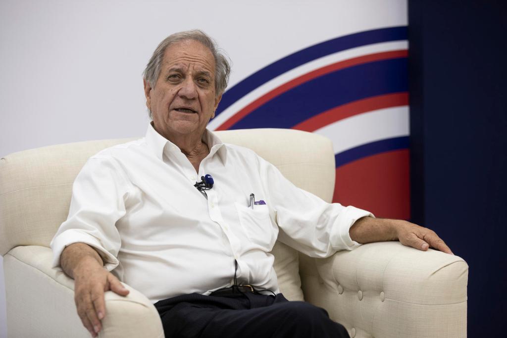 Sergio Abreu, secretario general de la Asociación Latinoamericana de Integración (ALADI), conversa con Efe durante la XXVIII Cumbre Iberoamericana de jefes de Estado y de Gobierno, hoy en Santo Domingo (República Dominicana). EFE/Orlando Barría