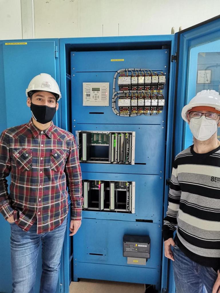 BARCELONA, 04/07/2023.-El Instituto de Investigación en Energía de Cataluña (IREC) ha puesto en marcha el soporte técnico de una plataforma piloto que ayuda a prevenir y mitigar los ciberataques en sistemas críticos como la red eléctrica de distribución y que, por el momento, se ha instalado en la red de Anell. Según IX Informe sobre la Cibercriminalidad en España, los sectores estratégicos donde se han detectado un mayor número de incidentes han sido el de la energía, con un 30,44 % de ataques en 2021, seguido del financiero con un 25,29 %, y la industria del agua con un 17,21 %.-EFE/IREC***SOLO USO EDITORIAL/SOLO DISPONIBLE PARA ILUSTRAR LA NOTICIA QUE ACOMPAÑA (CRÉDITO OBLIGATORIO)***