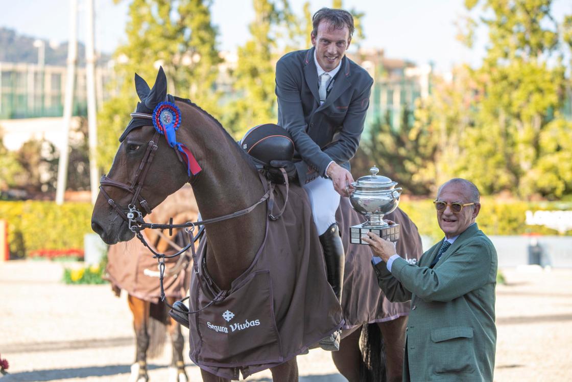 El neerlandés Smolders y ‘Deesse de Kerglenn’ ganan la Copa de la Reina de saltos. EFE/CSIO/Nacho Olano/IMAGEN CEDIDA/CRÉDITO OBLIGATORIO