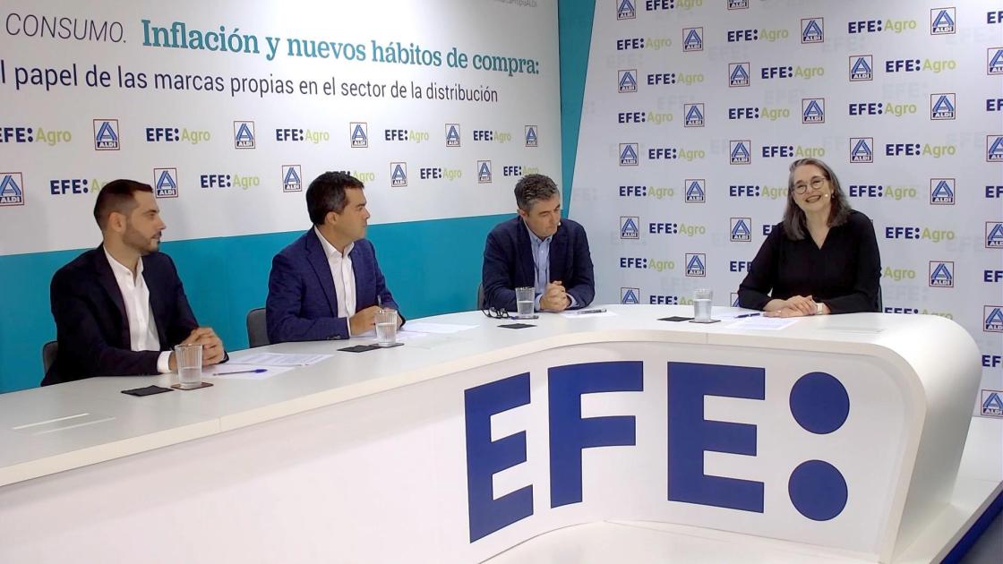 Imagen del debate Diálogos EFE "Inflación y nuevos hábitos de compra: el papel de las marcas propias en el sector de la distribución", organizado por la Agencia EFE