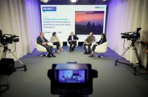 MADRID, 21/11/2023.-De izquierda a derecha Javier Corts Castán, Director del International Breast Cancer Center (IBCC); Pilar Fernández Pascual, Presidenta de la Asociación Española de Cáncer de Mama Metastásico; Javier Tovar, director de Efe Salud; Marius Soler Bosch, Presidente de la Asociación de Cáncer Masculino y Mara Baquerizo López- Quecuty, Country Director de Seagen España, participan en el encuentro "Dando vida a tus metas: ampliando horizontes para los pacientes de mama metastásico", organizado por EFE en colaboración con la compañía Seagen, la Asociación Española de Cáncer de Mama Metastásico (AECMM) y la Asociación de Cáncer de Mama Masculino (INVI).-EFE/David Fernndez