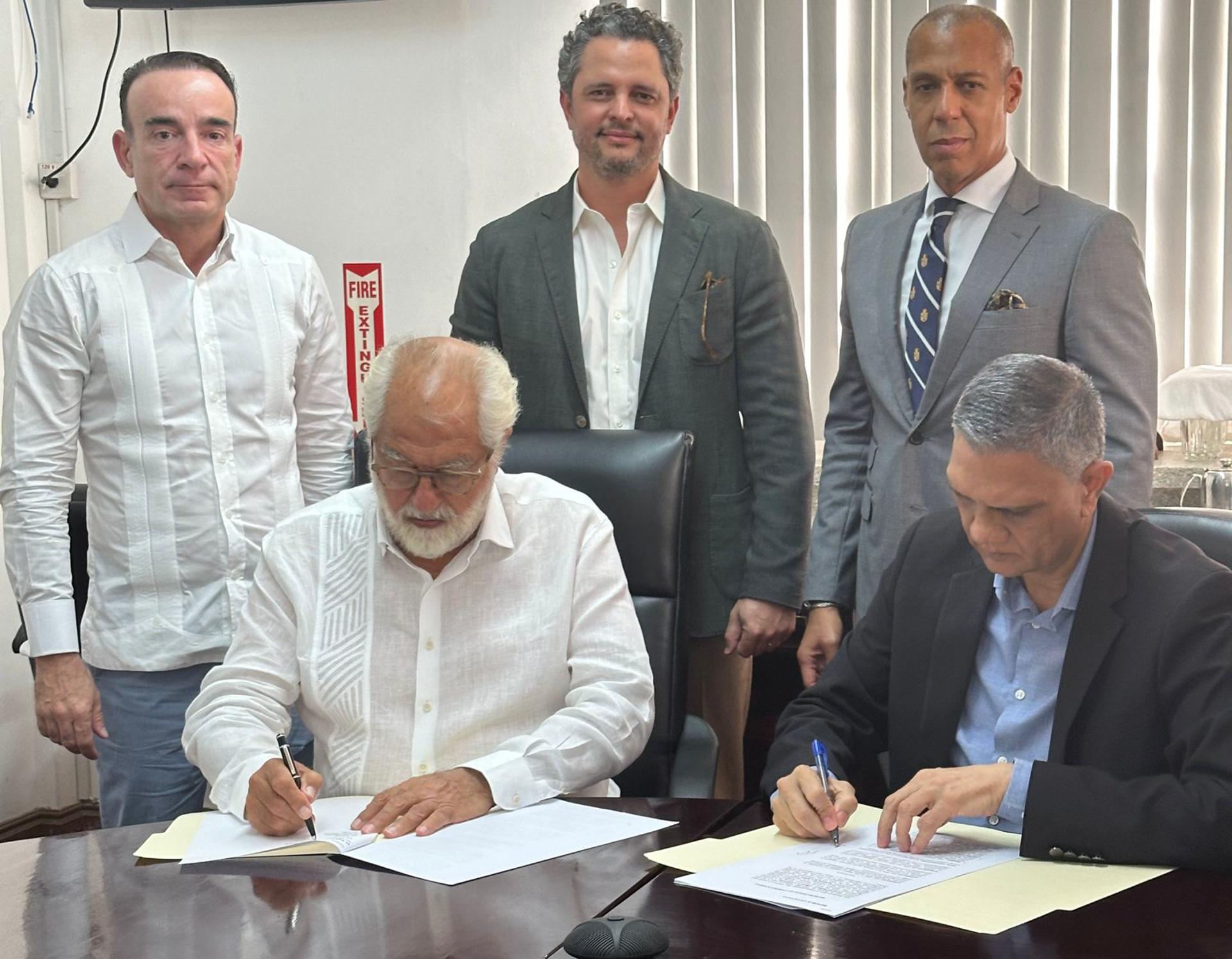 Empresas firman por una Guyana enérgicamente sostenible