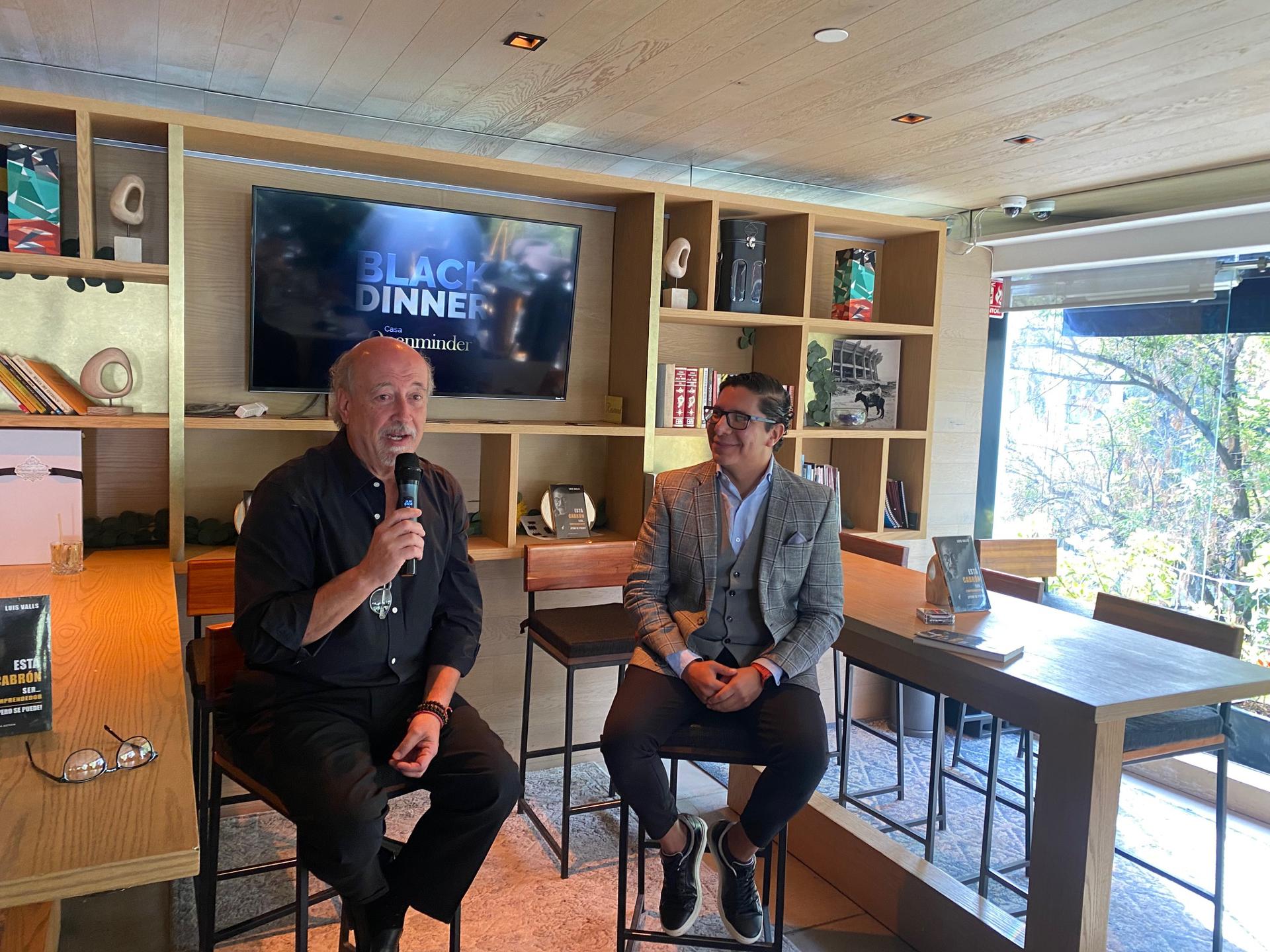 Luis Valls Presenta su libro Está Cabrón ser… Emprendedor / Pero se puede. SOLO USO EDITORIAL /EFE