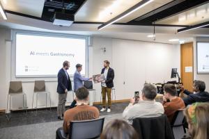 LONDRES, 01/02/2024.- El chocolate sin cacao de WNWN Food Labs resultó ganador este jueves en Londres en el programa de emprendimiento internacional en tecnología de alimentación 'Culinary Action! On the Road', creado por el Basque Culinary Center (BCC). EFE/