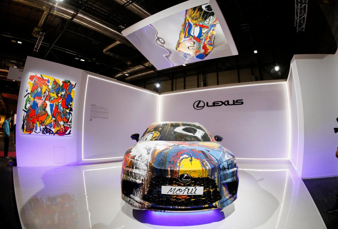MADRID, 06/03/2024.- La obra ganadora del Art Car 2023 de Lexus España, expuesta este miércoles en la Feria Internacional de Arte Contemporáneo ARCO 2024, que se celebra en el recinto de Ifema, en Madrid. EFE/David Fernández