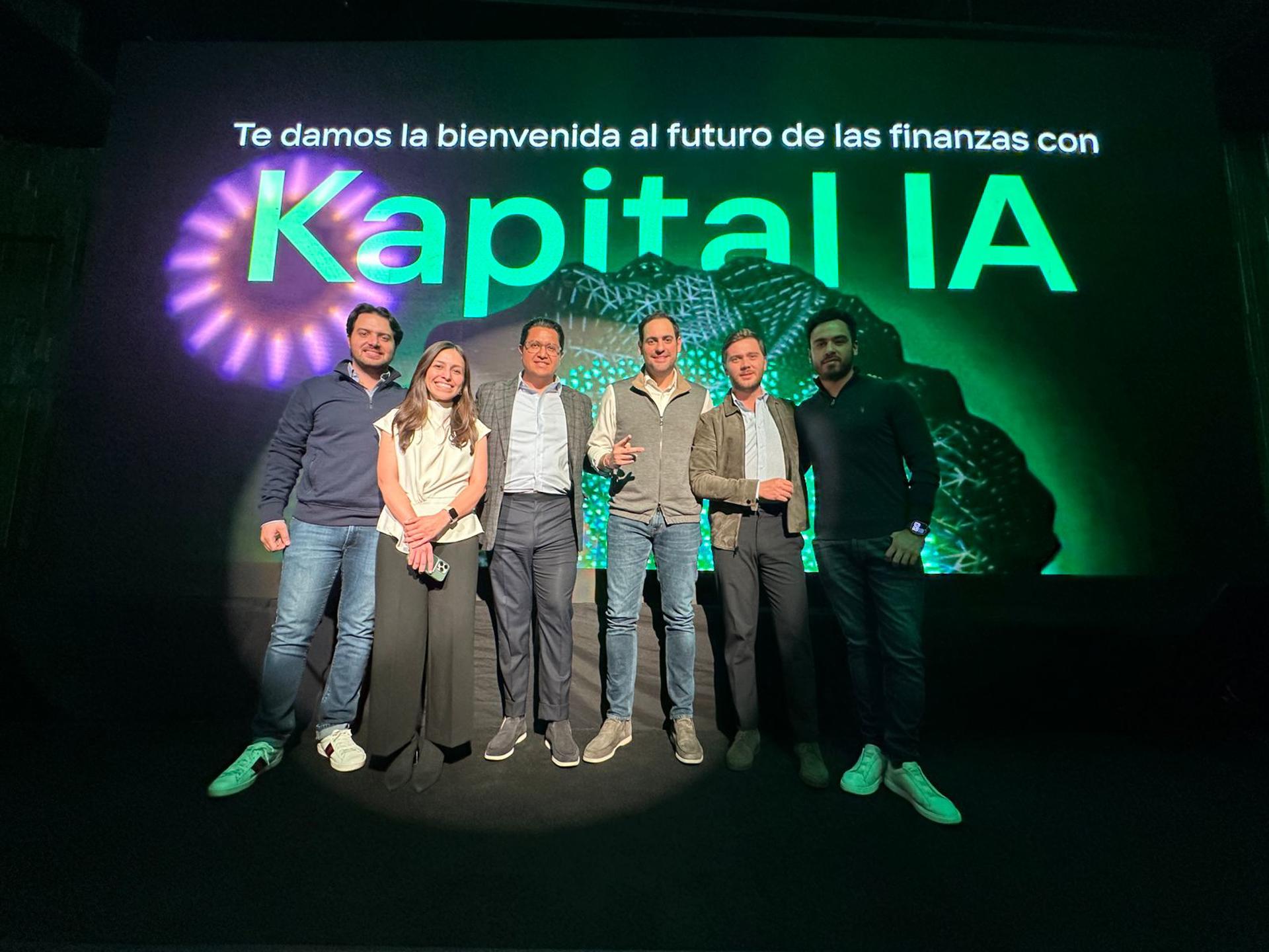 En la industria financiera, se proyecta que los chatbots impulsados por inteligencia artificial ahorren a los bancos 7,300 billones de dólares para 2023. SOLO USO EDITORIAL/ EFE