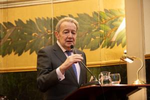 El presidente de la Fundación Bamberg, Ignacio Para Rodríguez-Santana, durante la Jornada sobre Estrategias y Gestión de las Enfermedades Raras en la Comunidad de Madrid, organizada por la Fundación Bamberg en la Real Academia Nacional de Medicina, en Madrid. EFE/BAMBERG HEALTH/IMAGEN CEDIDA/CRÉDITO OBLIGATORIO