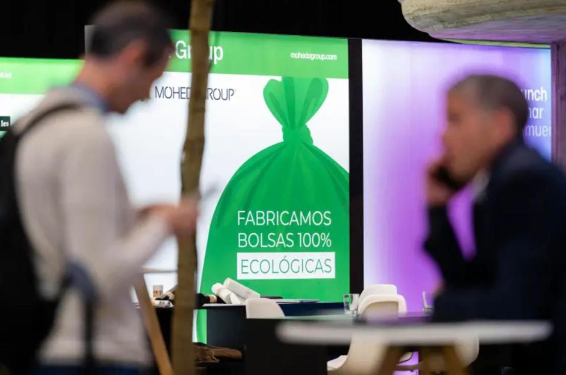 Imagen de archivo del foro internacional de residuos Wasteinprogress, en la Fira de Girona. EFE/David Borrat