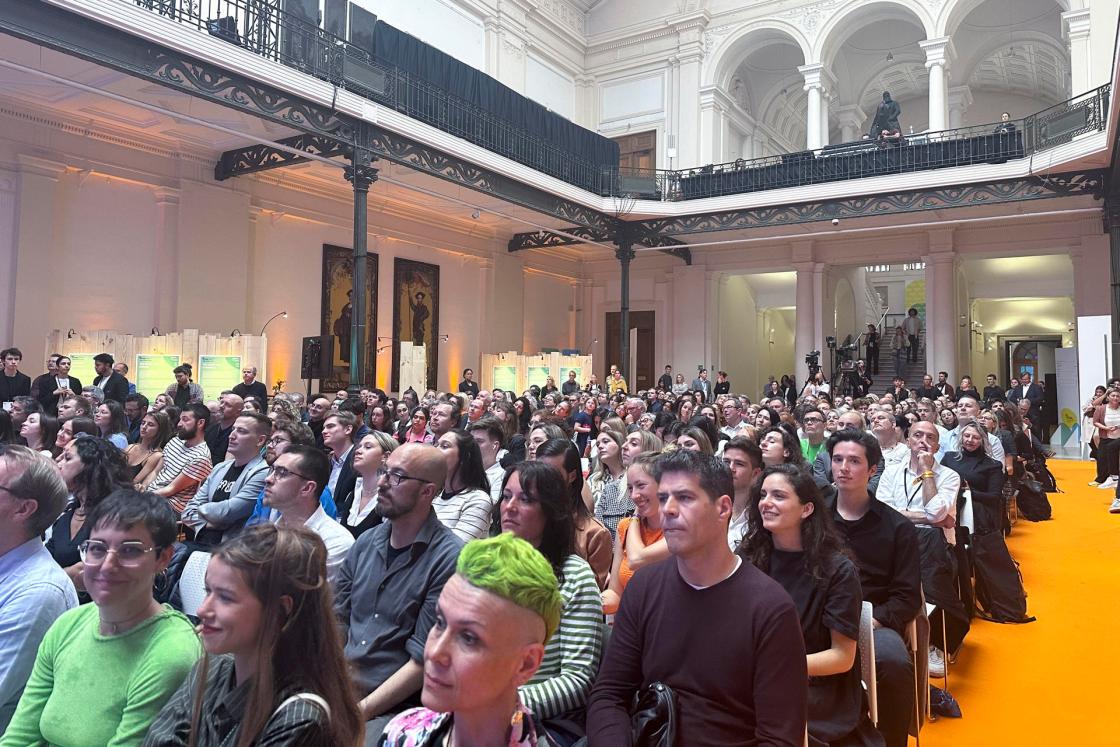 BRUSSELS (BELGIUM), 04/12/2024.- Attendees at the 2024 European Bauhaus Awards on Friday, in Brussels. Spanish projects won the award at the 2024 European Bauhaus Awards (NEB), which recognize outstanding initiatives that combine sustainability, beauty, and inclusion, in a ceremony held at the Brussels Museum of Art and History. EFE/ Laura P. Gutiérrez
