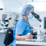 En la foto tratamiento de ferticilad clinica/Uso editorial del contenido