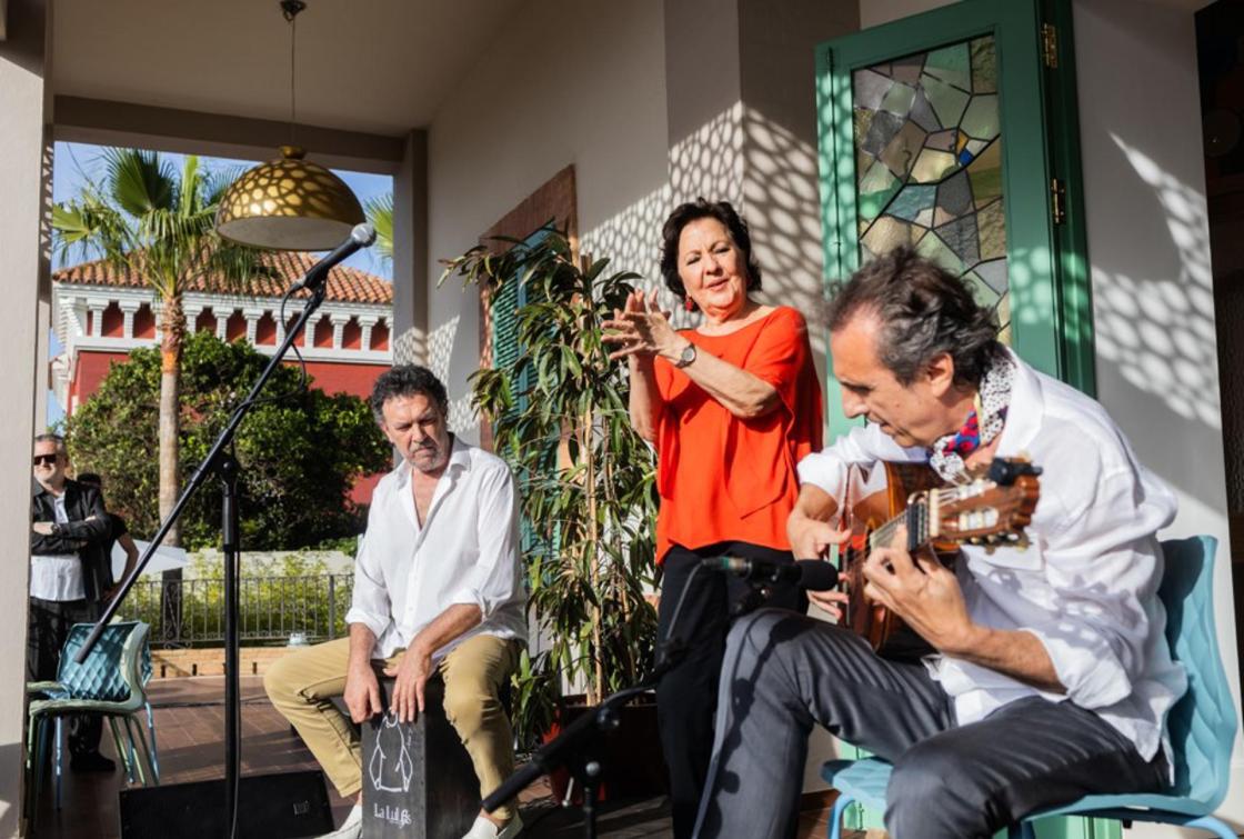 Pie de foto: Carmen Linares, J Carlos Romero, Tino di GiraldoAutor: PPA Manolo Sanlúcar