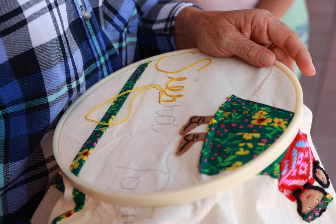 A Rarámuri artisan embroiders in the commercial area of the Barrancas del Cobre in the municipality of Creel, in the state of Chihuahua (Mexico). EFE/Alex Cruz 