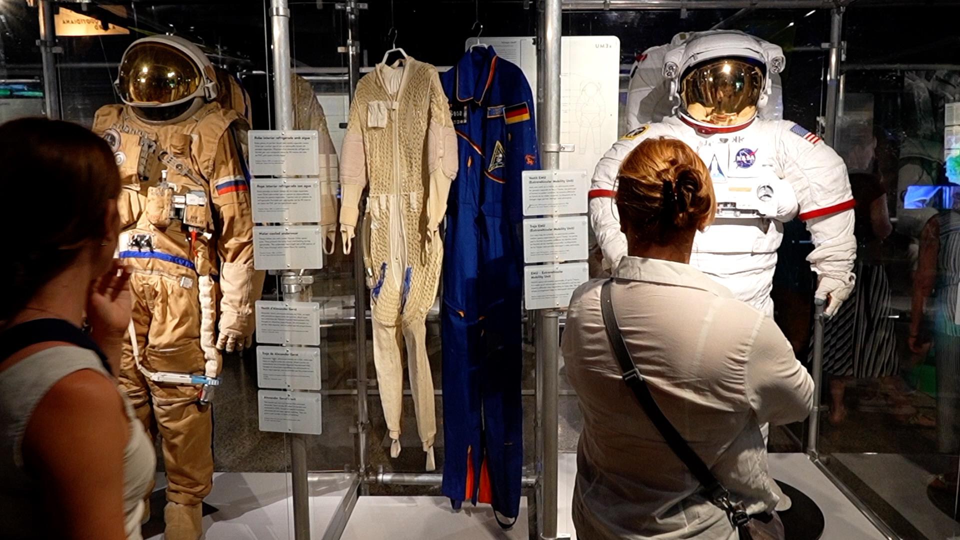 Imagen de la exposición ‘Up to Space. Misión espacial’ en el Museu de les Ciències de la Ciutat de les Arts i les Ciències de Valencia. EFE