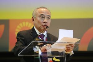 El rector de la ESAN, Jaime Serida, habla en el foro 'Jornada de sostenibilidad y energía. El futuro sostenible pasa por Iberoamérica' en Lima (Perú). EFE/ Paolo Aguilar Boschetti