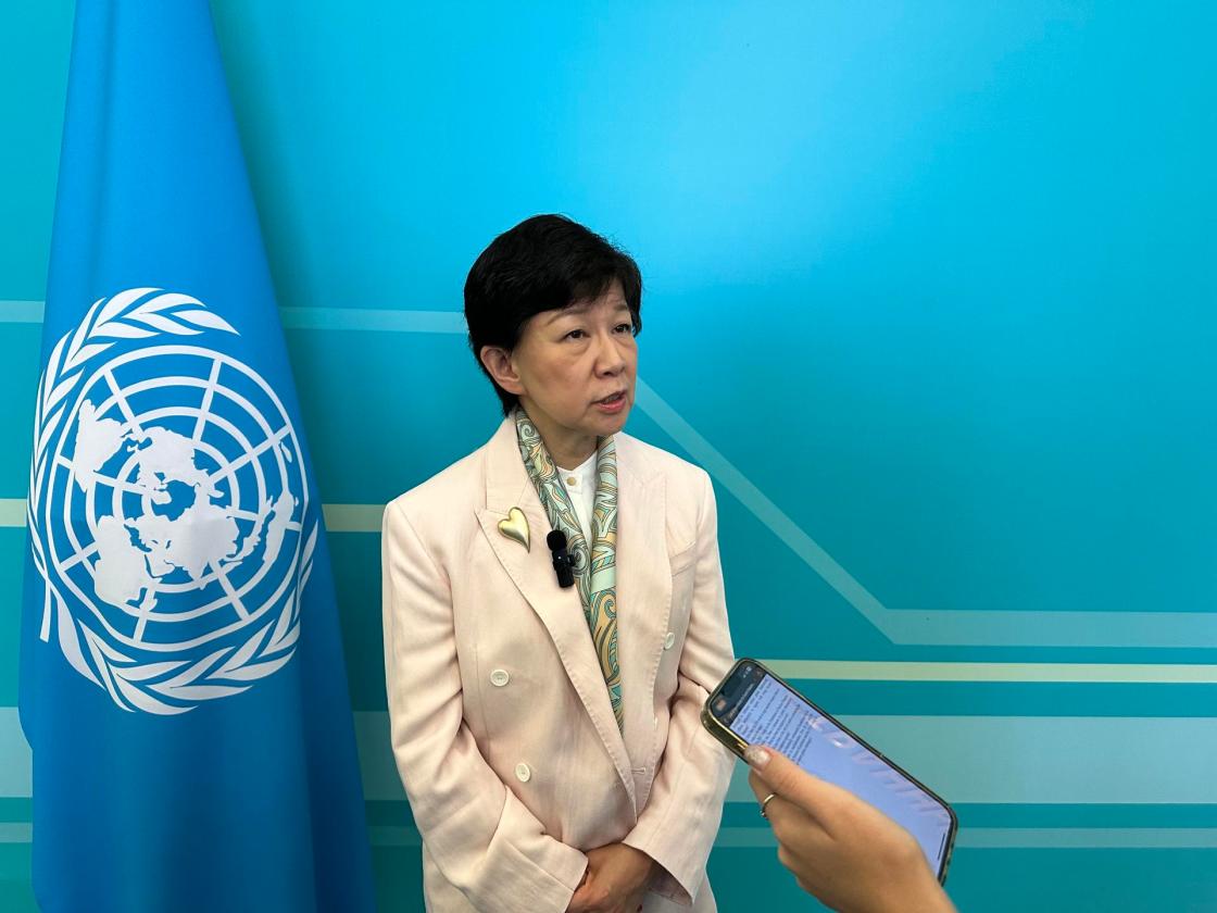 ASTANA (KAZAJISTÁN), 28/08/24.- La secretaria general adjunta de Asuntos de Desarme de la ONU, Izumi Nakamitsu, durante una conferencia internacional sobre zonas libres de armas nucleares celebrada en Astaná, capital de Kazajistán, el 27/08/24. EFE/Kulpash Konyrova