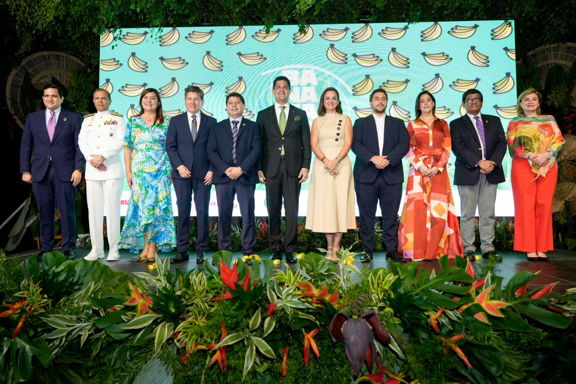 Photo provided by the Ecuadorian Association of Banana Exporters (AEBE) showing its board president, Jorge Encalada (center); Ecuador’s Minister of Agriculture and Livestock, Danilo Palacios (fifth from left); Minister of Production, Foreign Trade, Investments, and Fisheries, Luis Alberto Jaramillo (second from right); Prefect of Guayas Province, Marcela Aguiñaga (fifth from right); Prefect of Los Ríos Province, Johnny Terán (fourth from left); and the European Union (EU) Ambassador to Ecuador, Jekaterina Doródnova (far right), among others, posing at the inauguration of the "Banana Time" convention in Guayaquil (Ecuador). EFE/AEBE