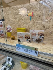 Vista general del stand de Cárnicas Serrano en la feria Sial de París, la cita más importante a nivel global del sector y que ha reconocido su 'Chicken Kebab' como una de las diez mejores referencias cárnicas. EFE/Cárnicas Serrano/SOLO USO EDITORIAL/SOLO DISPONIBLE PARA ILUSTRAR LA NOTICIA QUE ACOMPAÑA (CRÉDITO OBLIGATORIO)