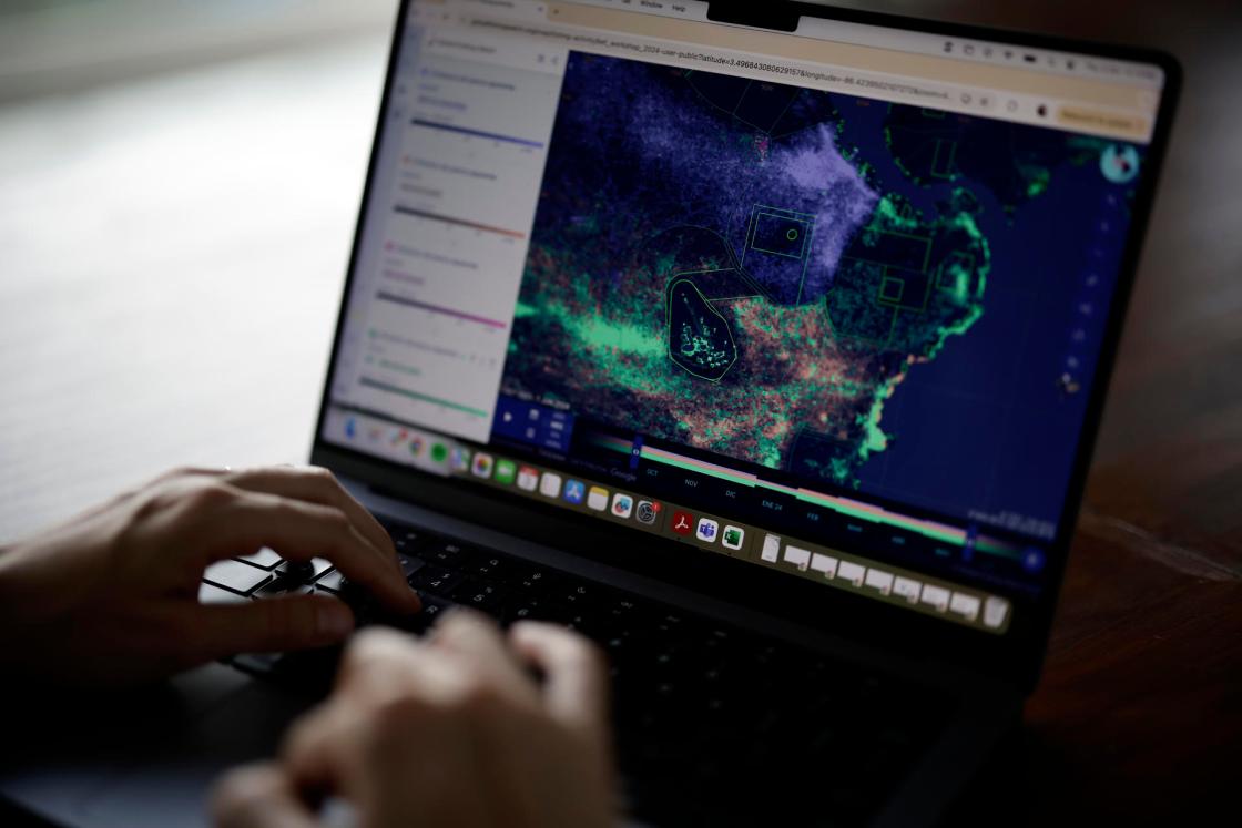 Photograph of a screen displaying the monitoring of protected marine areas, during an interview with EFE conducted with biologist Mónica Espinoza, LATAM leader of Global Fishing Watch, on October 3, 2024, in San José (Costa Rica). EFE/ Jeffrey Arguedas
