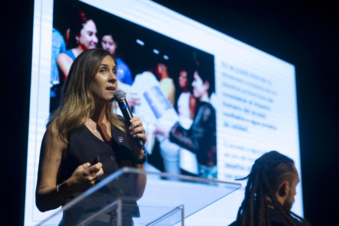Cote Terre, directora ejecutiva de WATERisLIFE, participa del II Foro Latinoamericano de Economía Verde que comenzó en São Paulo (Brasil). EFE/ Isaac Fontana 