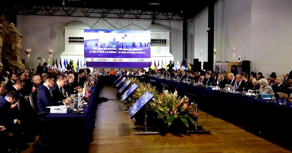 Imagen de archivo de una reunión de una Cumbre Iberoamericana de jefas y jefes de Estado y de Gobierno.