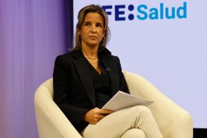 MADRID, 26/11/2024.- Elena Casaus Lara, coordinadora de Estrategia Regional de Terapias Avanzadas de la Comunidad de Madrid, durante el debate "Terapias avanzadas: Innovación médica para pacientes", que ha tenido lugar en EFE, un diálogo en el que se han analizado y evaluado estas terapias. EFE/Ballesteros