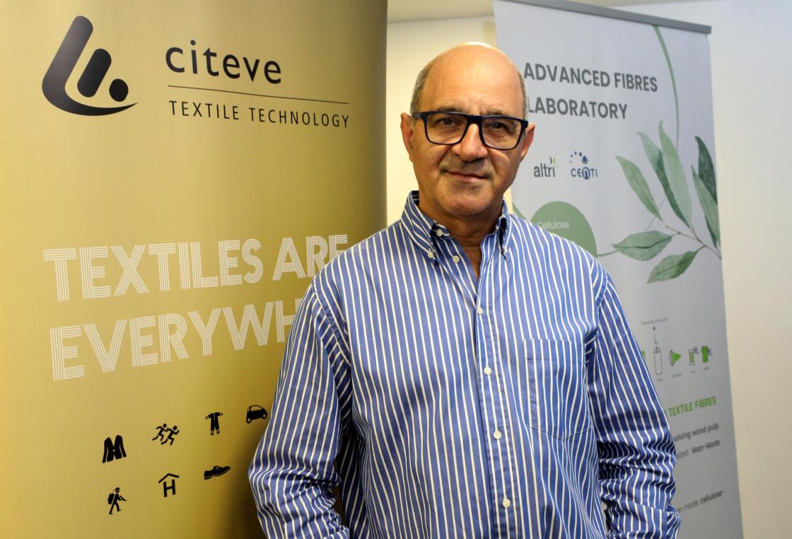 António Braz Costa. director del Centro Tecnológico del Textil y el Vestuario de Portugal (CITEVE), en Vila Nova de Famalicão (Portugal)/Carlos García