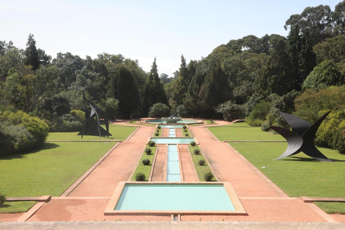 Exteriores de la Casa Serralves de Oporto (Portugal), uno de los referentes mundiales del arte moderno contemporáneo.//Carlos García.