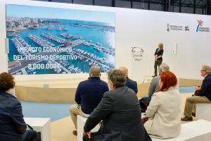 GRAFCVA4963. MADRID, 23/01/2025.- La concejala de deportes de Torrevieja,Diana Box, durante el aacto de presentación de la Regata Optimist en la segunda jornada de la Feria Internacional de Turismo (Fitur). EFE/Ana Escobar