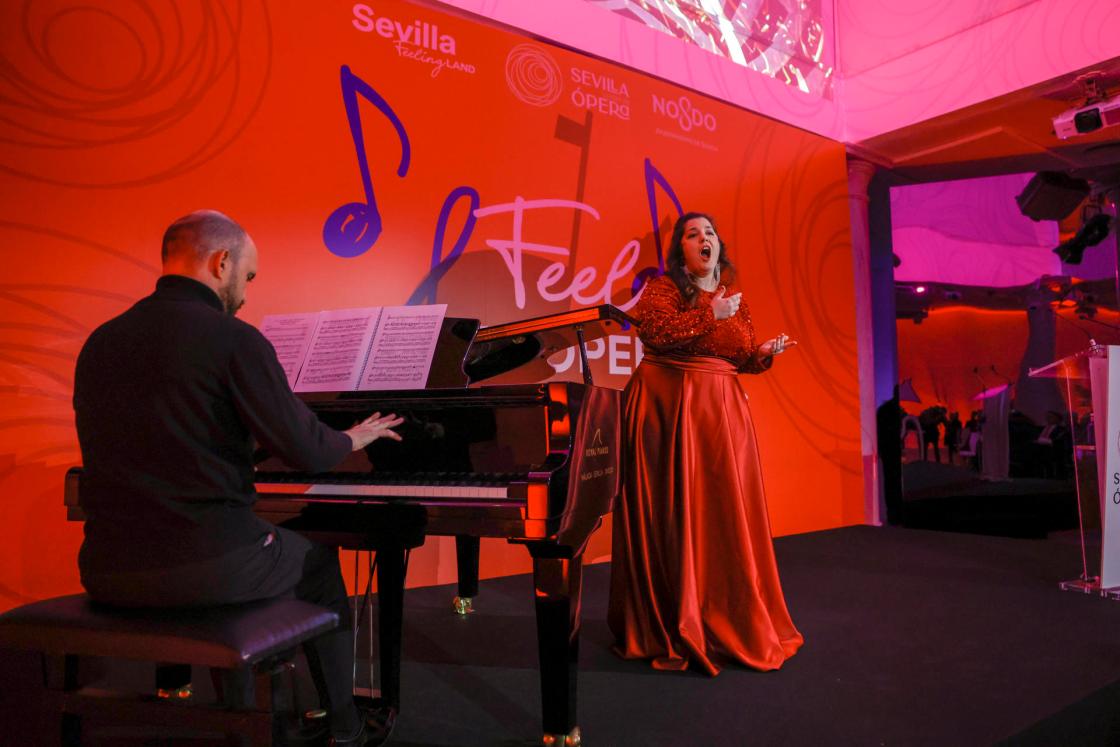 MADRID, 21/01/2025.- Fotografía de un momento de una actuación parte de la presentación del proyecto "Sevilla Ciudad de Ópera" este lunes, en Madrid. Este proyecto incluye la primera edición del Festival  Sevilla Ciudad de Ópera, que tendrá lugar entre septiembre y octubre de 2025. Asimismo se conmemorará el 150 aniversario de la ópera 'Carmen' de Bizet y el 250 aniversario del nacimiento del músico sevillano Manuel García. EFE/ Zipi Aragon