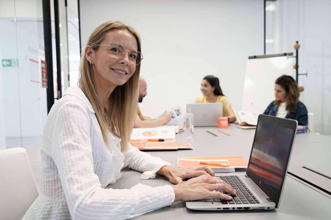 MasterD, una academia especializada en la preparación de oposiciones, destaca como un referente en el acompañamiento y formación de aspirantes para este tipo de pruebas.