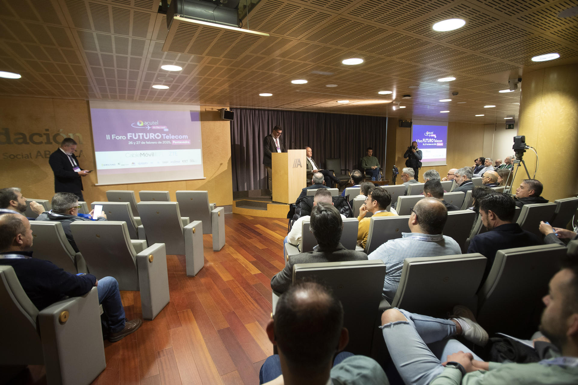 PONTEVEDRA, 27/02/2025.- La Asociación Nacional de Operadores de Telecomunicaciones y Televisión Local de España, Acutel, celebra la segunda edición del Foro Futuro Telecom. EFE/Salvador Sas