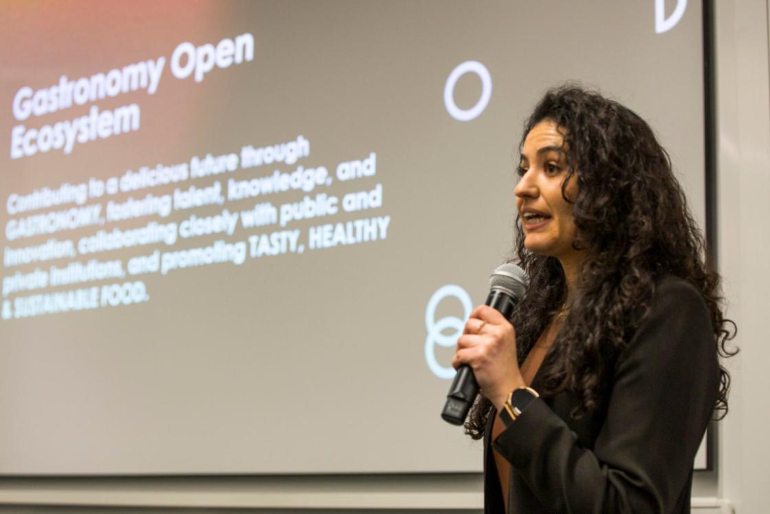 LONDRES, 05/02/2025.- La directora de desarrollo de Gastronomy Ecosystem, Raquel Martín, durante su participación hoy miércoles en la jornada Culinary Action! On the Road que se celebra en Londres. EFE / Ángeles Rodenas. 