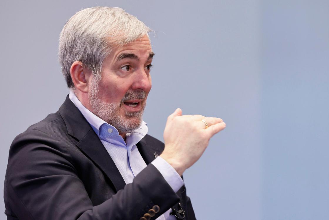 El presidente del Gobierno de Canarias, Fernando Clavijo, durantu su entrevista con EFE. EFE
