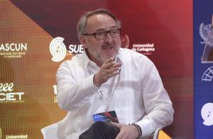 El director académico internacional de UNIR, Universidad Internacional de La Rioja (España), Manuel Herrera, habla en el III Seminario Internacional Calidad y Acreditación Universitaria en América Latina 2025 en Cartagena (Colombia). EFE/ Ricardo Maldonado Rozo.
