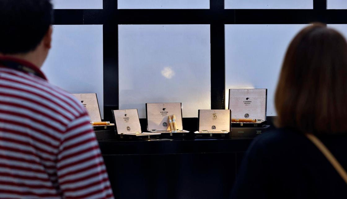 HAVANA (CUBA), 02/24/2025.- People attend the trade fair of the 25th Festival del Habano at the Havana Convention Center (Cuba). EFE/Ernesto Mastrascusa.