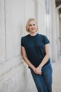 La coreógrafa estadounidense Alison Orr (en la imagen), el arquitecto gallego Manuel Bouzas y la dramaturga y actriz lusa Sara Barros Leitão son algunos de los nombres que participarán en Braga, nombrada Capital Portuguesa de la Cultura 2025, en dos nuevos festivales programados para el segundo trimestre de este año. EFE/BRAGA/IMAGEN CEDIDA/CRÉDITO OBLIGATORIO