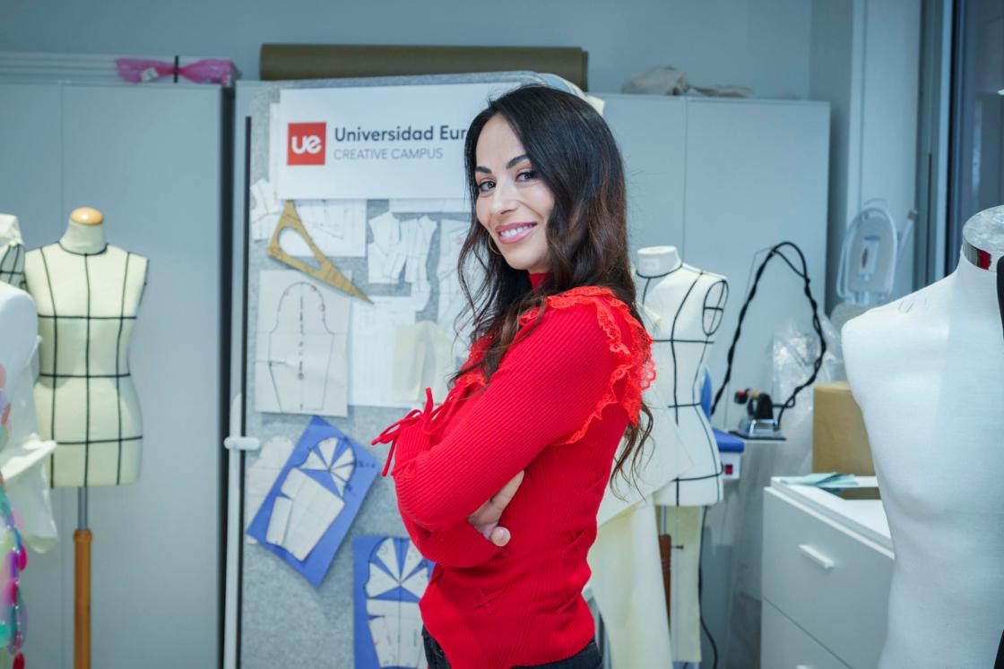 María Escoté, diseñadora de moda y miembro del jurado de la I edición de los premios Creative Campus Awards, organizados por la Universidad Europea de Madrid. /IMAGEN CEDIDA POR LA ORGANIZACIÓN