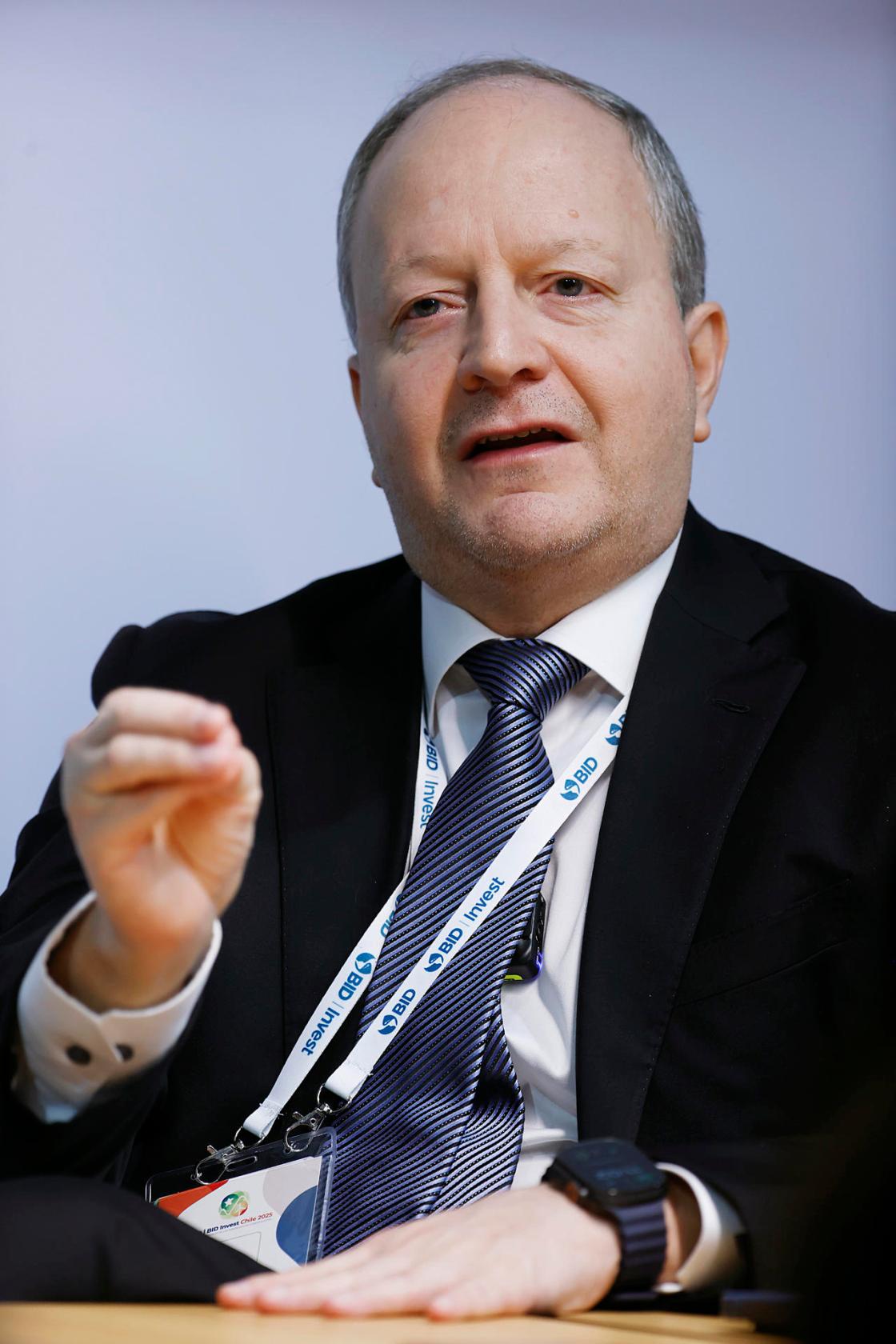 Paraguayan Minister of Economy and Finance Carlos Fernández Valdovinos speaks during an interview with EFE in Santiago, Chile. EFE/Elvis González
