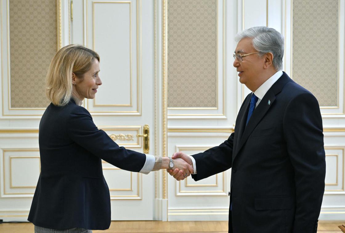 European Commission Vice President Kaja Kallas met Friday with Kazakh President Kassym-Jomart Tokayev at his residence in Almaty, Kazakhstan’s largest city, to discuss cooperation between the Central Asian country and the European Union. EFE/Official Website of the Kazakh PresidencyEDITORIAL USE ONLY – AVAILABLE ONLY TO ILLUSTRATE THE ACCOMPANYING NEWS STORY (MANDATORY CREDIT)