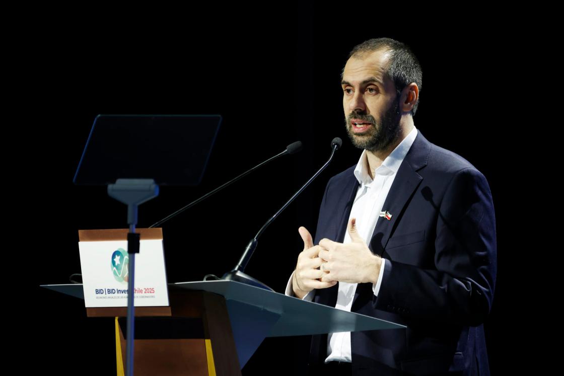 Chile’s Minister of Economy, Development and Tourism, Nicolás Grau Veloso, speaks during the third day of the 2025 Annual Meetings of the IDB and IDB Invest Boards of Governors in Santiago, Chile. EFE/Elvis González