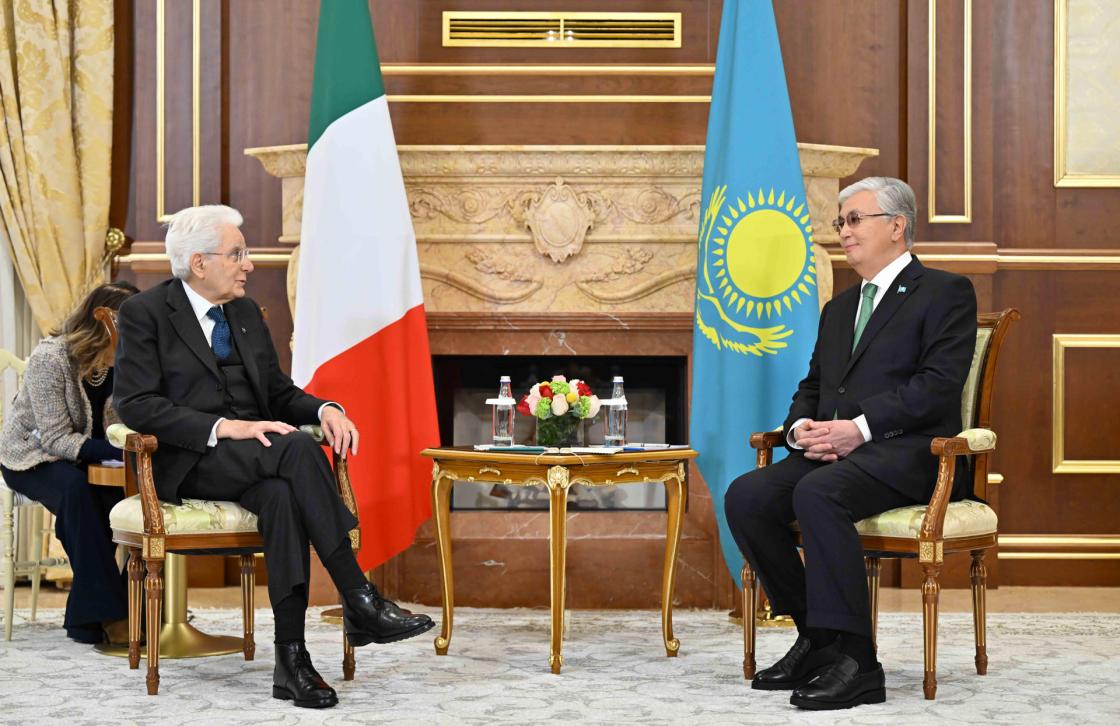 ASTANÁ, 09/03/2025.- El presidente de Italia, Sergio Mattarella, se reunió hoy en Astaná con su homólogo kazajo, Kasim-Yomart Tokáyev, en el marco de una visita del jefe de Estado italiano a la nación centroasiática, según informó este domingo la Presidencia kazaja. EFE/ Presidencia De Kazajistán  *****SOLO USO EDITORIAL/SOLO DISPONIBLE PARA ILUSTRAR LA NOTICIA QUE ACOMPAÑA (CRÉDITO OBLIGATORIO) *****