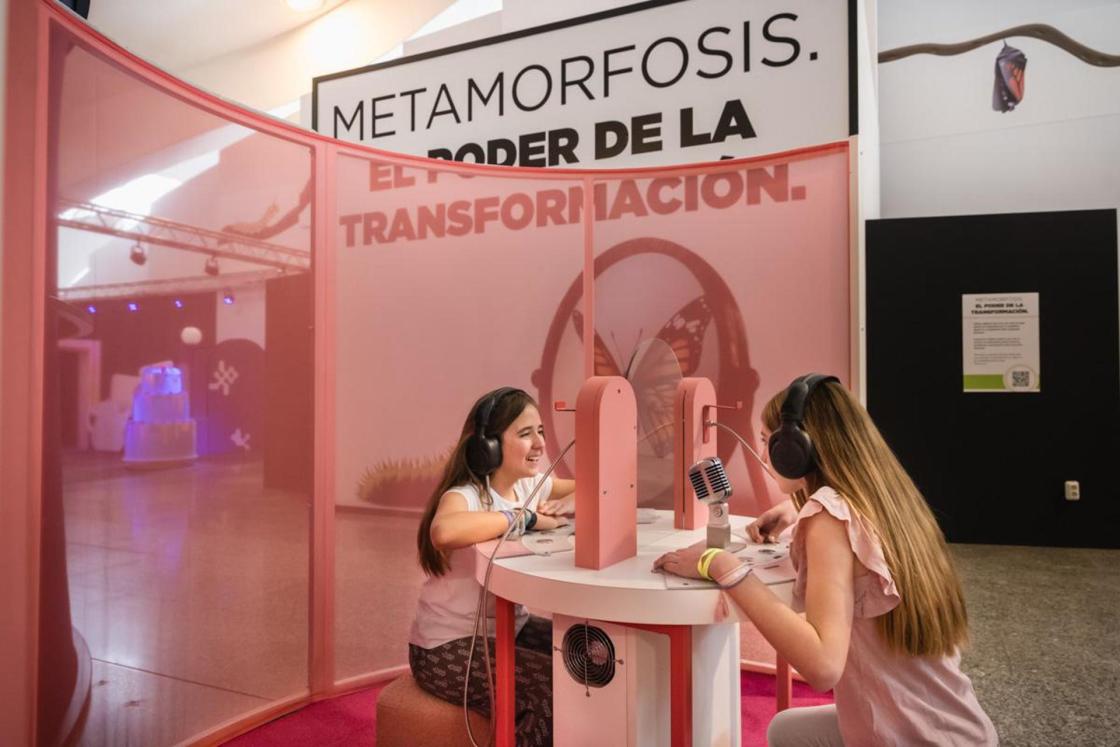 El Museu de les Ciències de la Ciudad de las Artes y las Ciencias de València ha inaugurado este jueves la exposición científica infantil 'Metamorfosis. El poder de la transformación', que invita a los más pequeños a conocer de forma interactiva los cambios en la naturaleza.EFE/CIUDAD DE LAS ARTES Y LAS CIENCIAS/IMAGEN CEDIDA/CRÉDITO OBLIGATORIO
