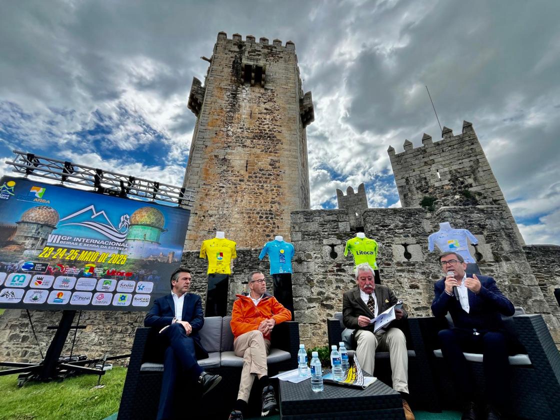 Presentación del GP Beiras e Serra de Estrela en el día de hoy en la ciudad lusa de Sabugal.//CARLOS GARCÍA. EFE