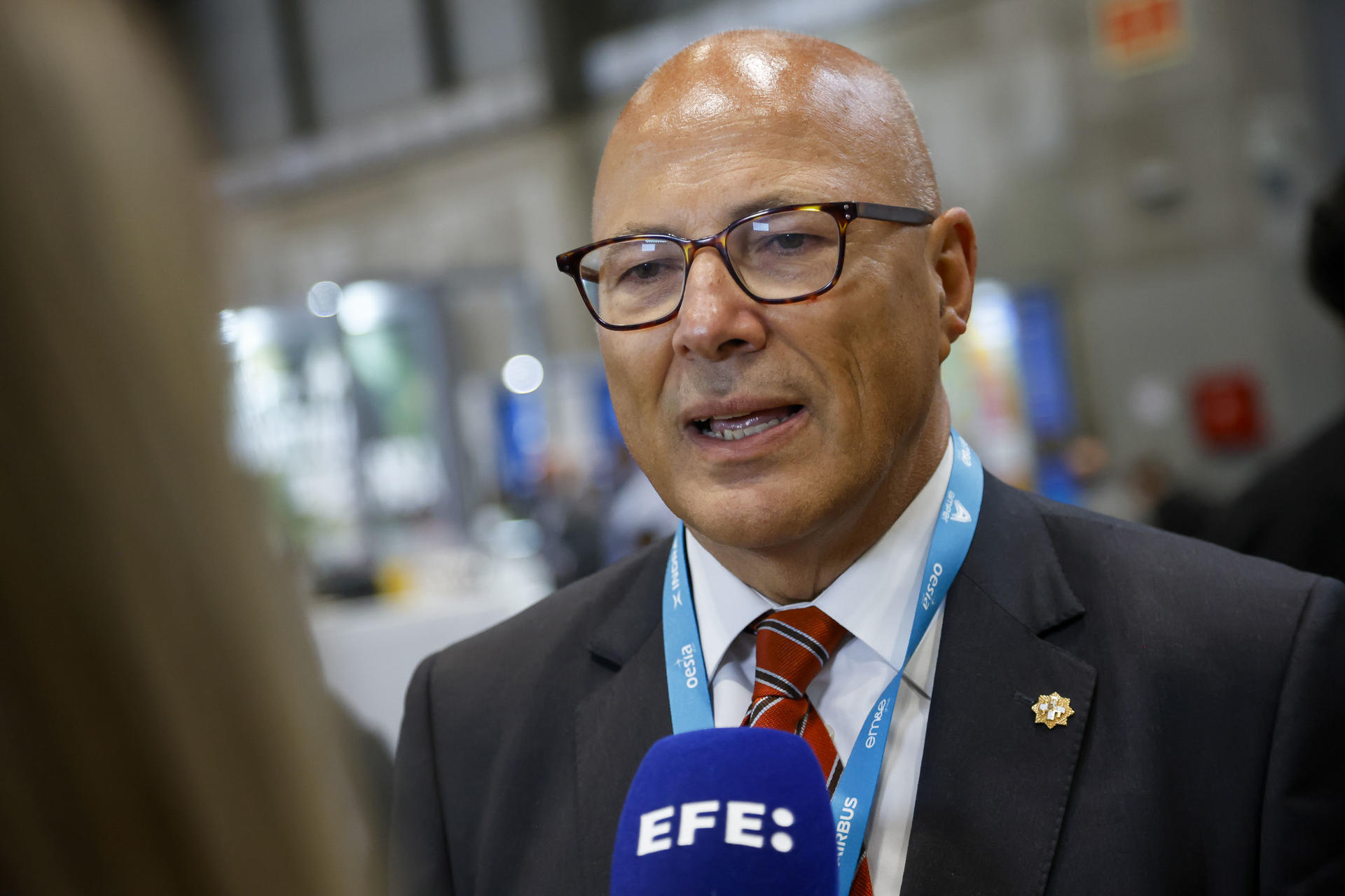 MADRID, 12/05/2025.- El presidente de la Fundación FEINDEF, Ángel Olivares, en la inauguración de la Feria Internacional de Defensa y Seguridad de España (FEINDEF) 2025, este lunes, en Madrid. EFE/David Fernández